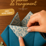 Panier de rangement coloré en tissu fait maison sur une table