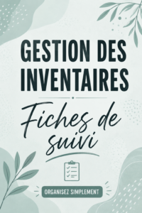 Formulaires de suivi d'inventaire sur une table avec des fournitures de bureau.