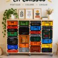 Espace de rangement organisé avec Krattenkast dans une chambre